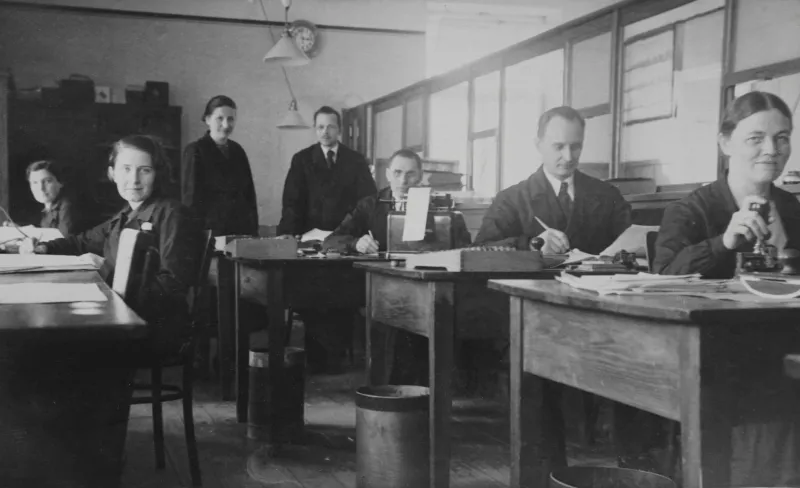 Before They Were Famous: Seven Dead-End Jobs That Secretly Built American Legends