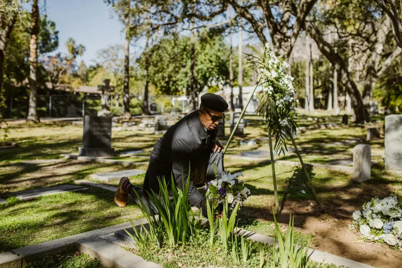 Death Made Him Free: The Undertaker Who Bankrolled a Revolution