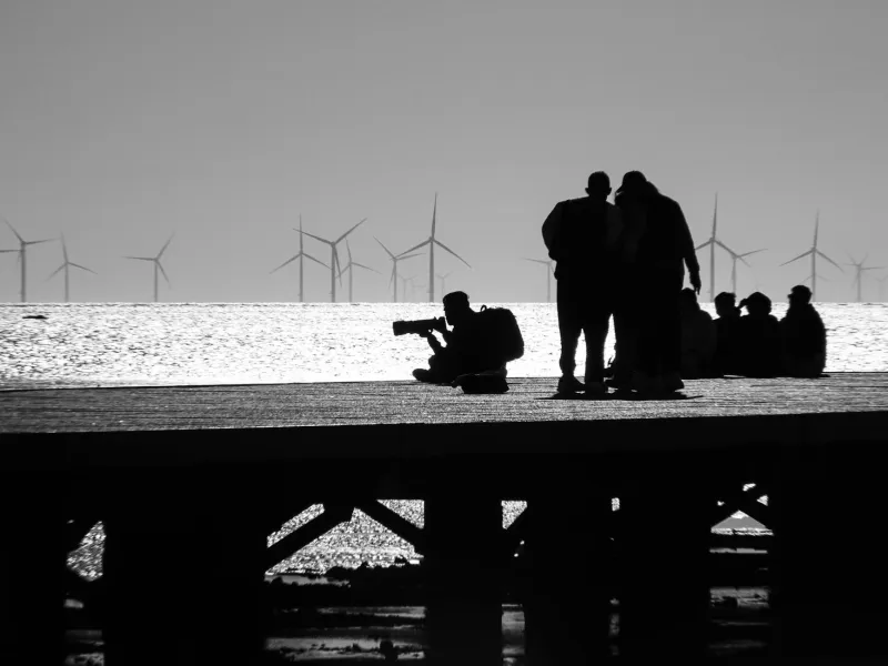 In Perfect Darkness: The Photographer Who Captured Light Without Ever Seeing It